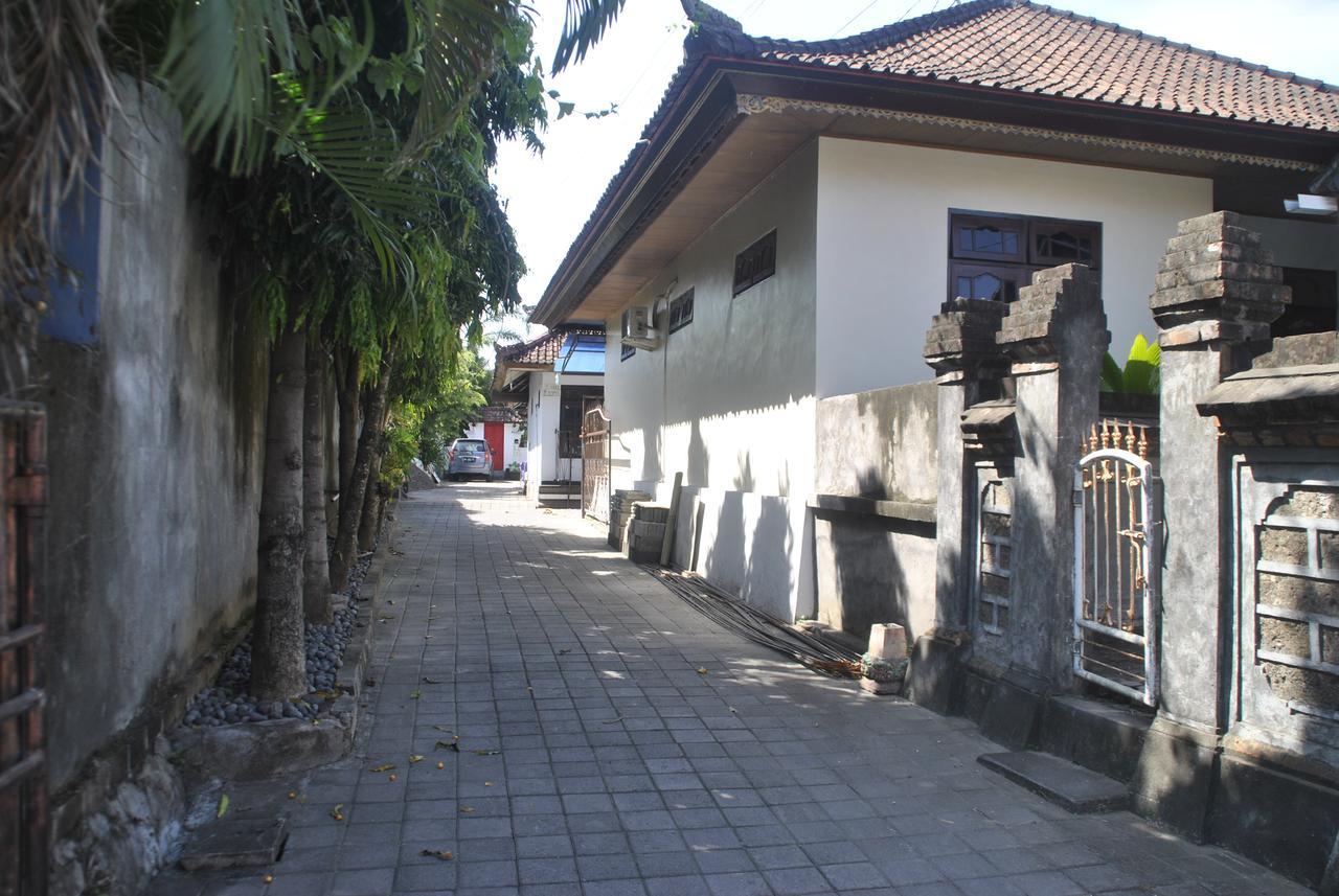 Budidin Homestay Чангу Екстер'єр фото